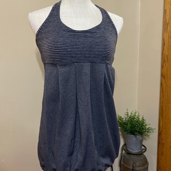 lululemon Power Technique Tank- W1894S Size 6 - Picture 2 of 10